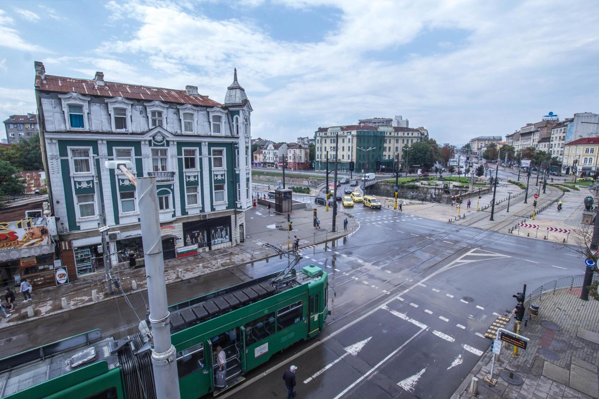 Lion'S Bridge Boutique 2Bdrm Apt, Top Center Gem София Экстерьер фото
