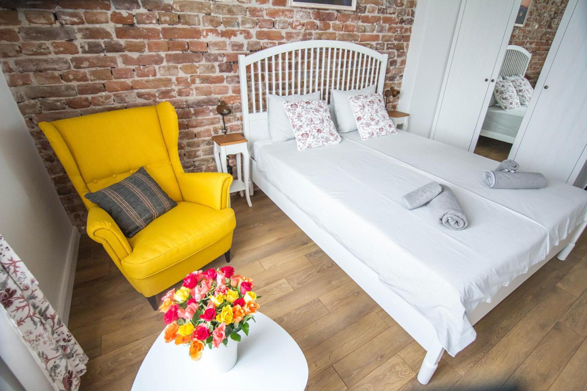 Lion'S Bridge Boutique 2Bdrm Apt, Top Center Gem София Экстерьер фото